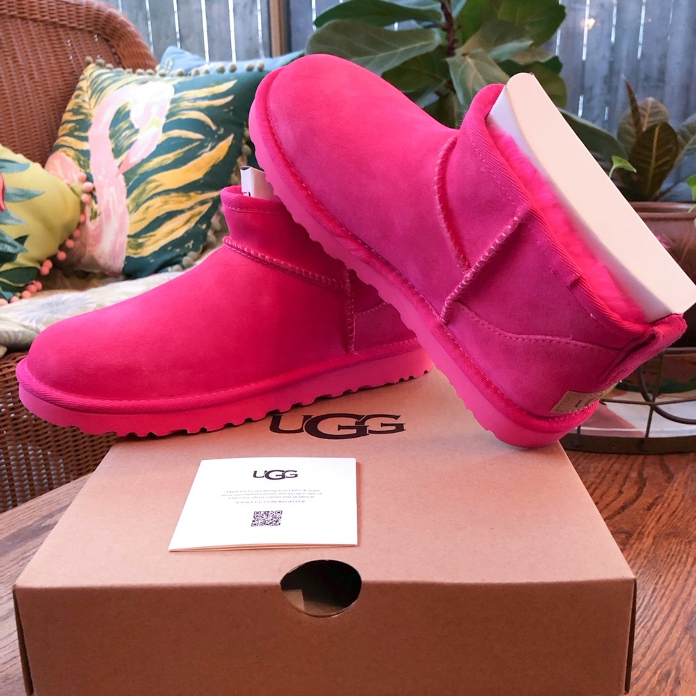 NEW UGG Classic Ultra Mini Boots - PINK